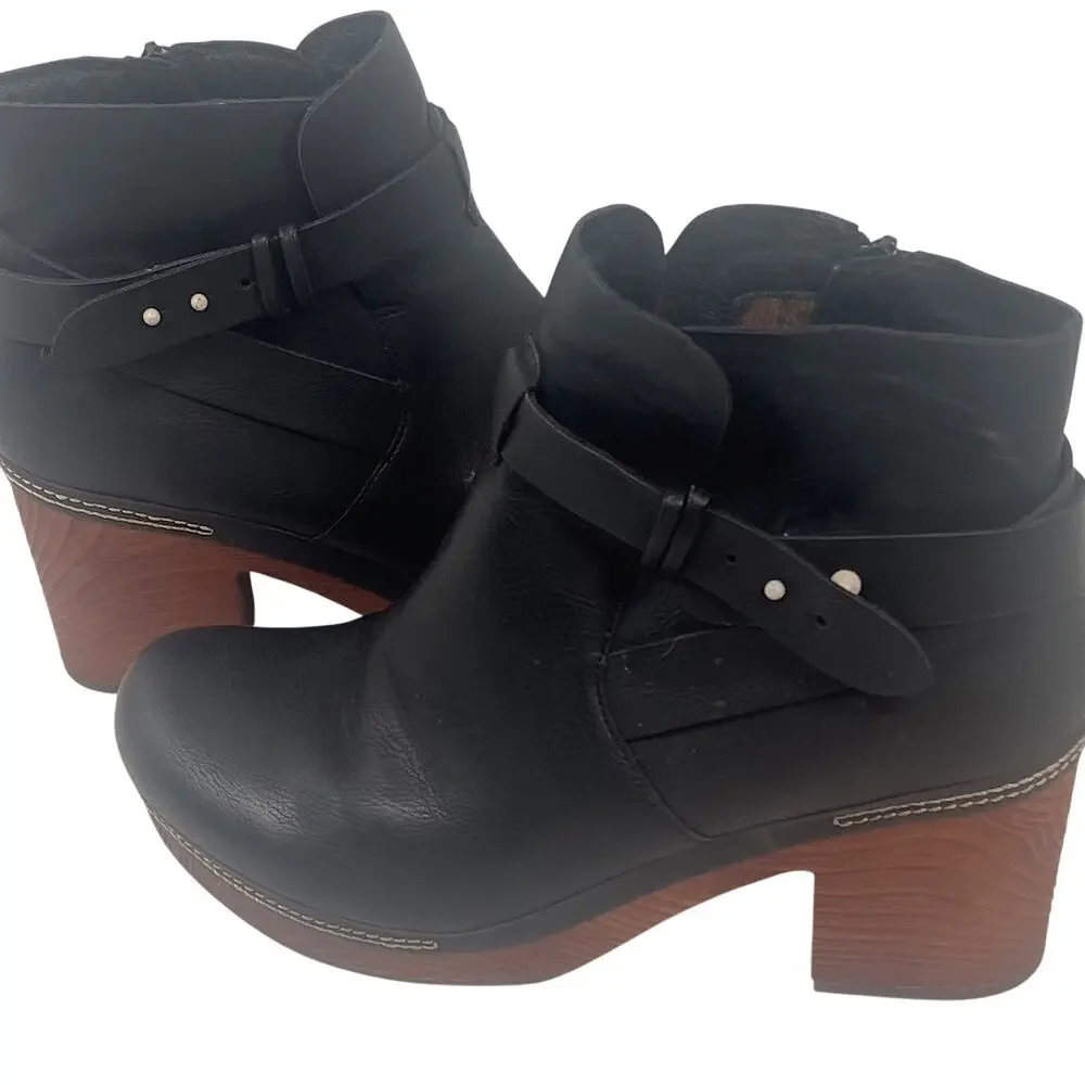 BlackFaux Leather Korks Trisha Platform Booties Adj Buckle Strap Womens 11M